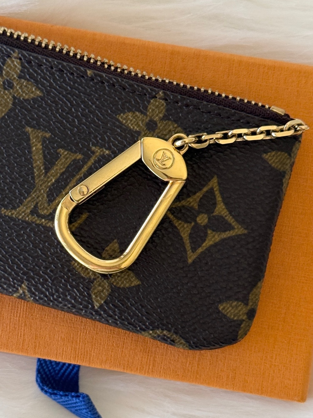 LOUIS VUITTON KEY POUCH MONOGRAM CANVAS KEY CLES - Picture 2 of 4